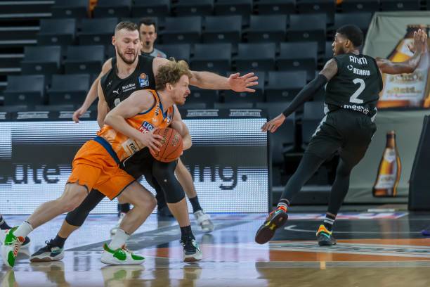 关注和尊重 关注和尊重