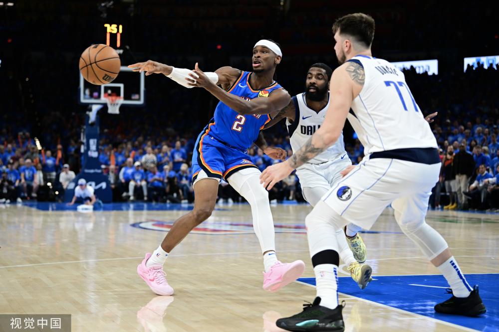 在赛后的采 在赛后的采