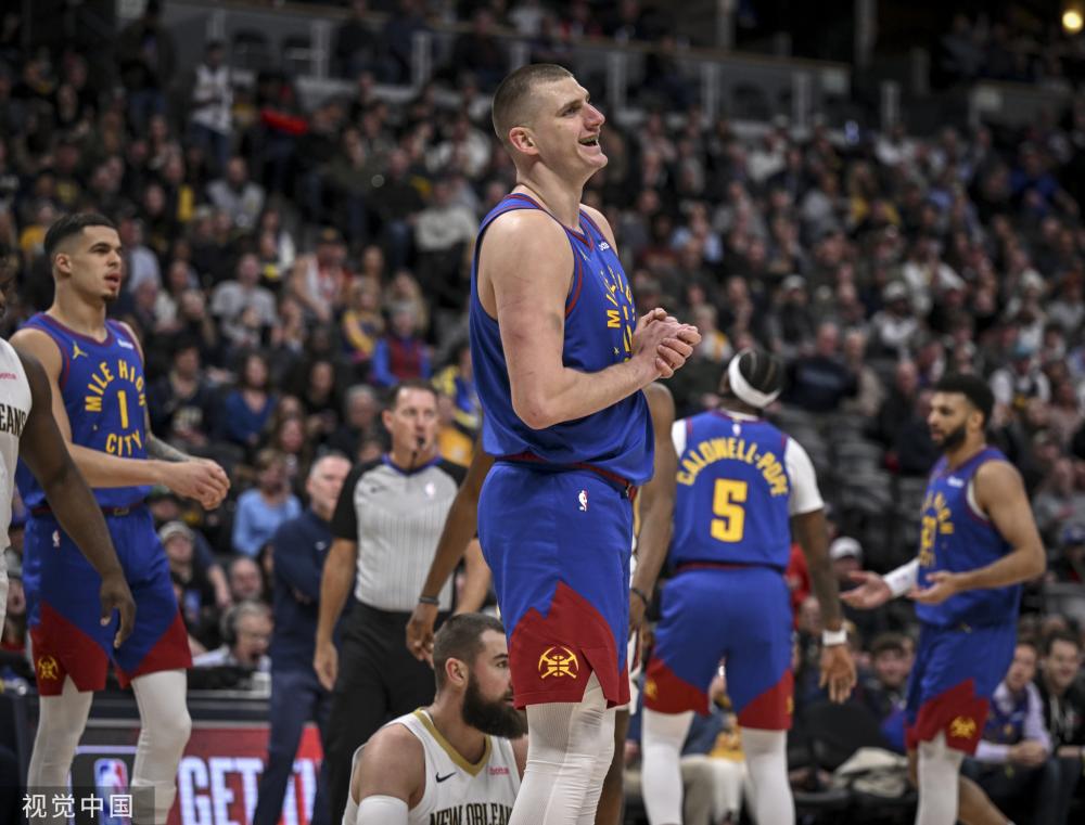 里夫斯受影 里夫斯受影