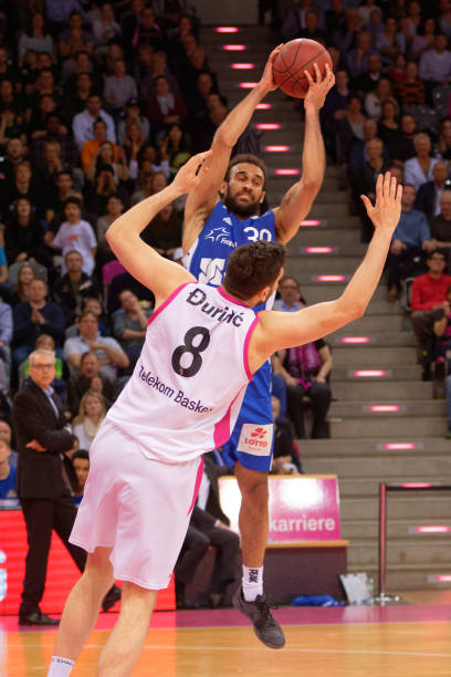 引发了球迷 引发了球迷