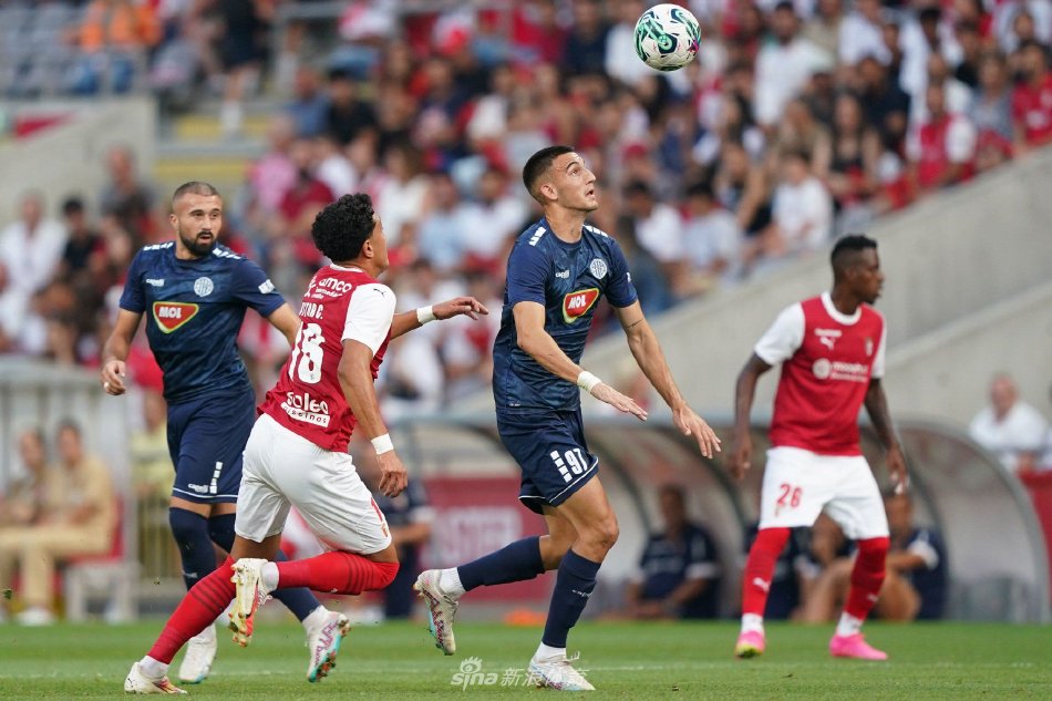 球队常常需 球队常常需